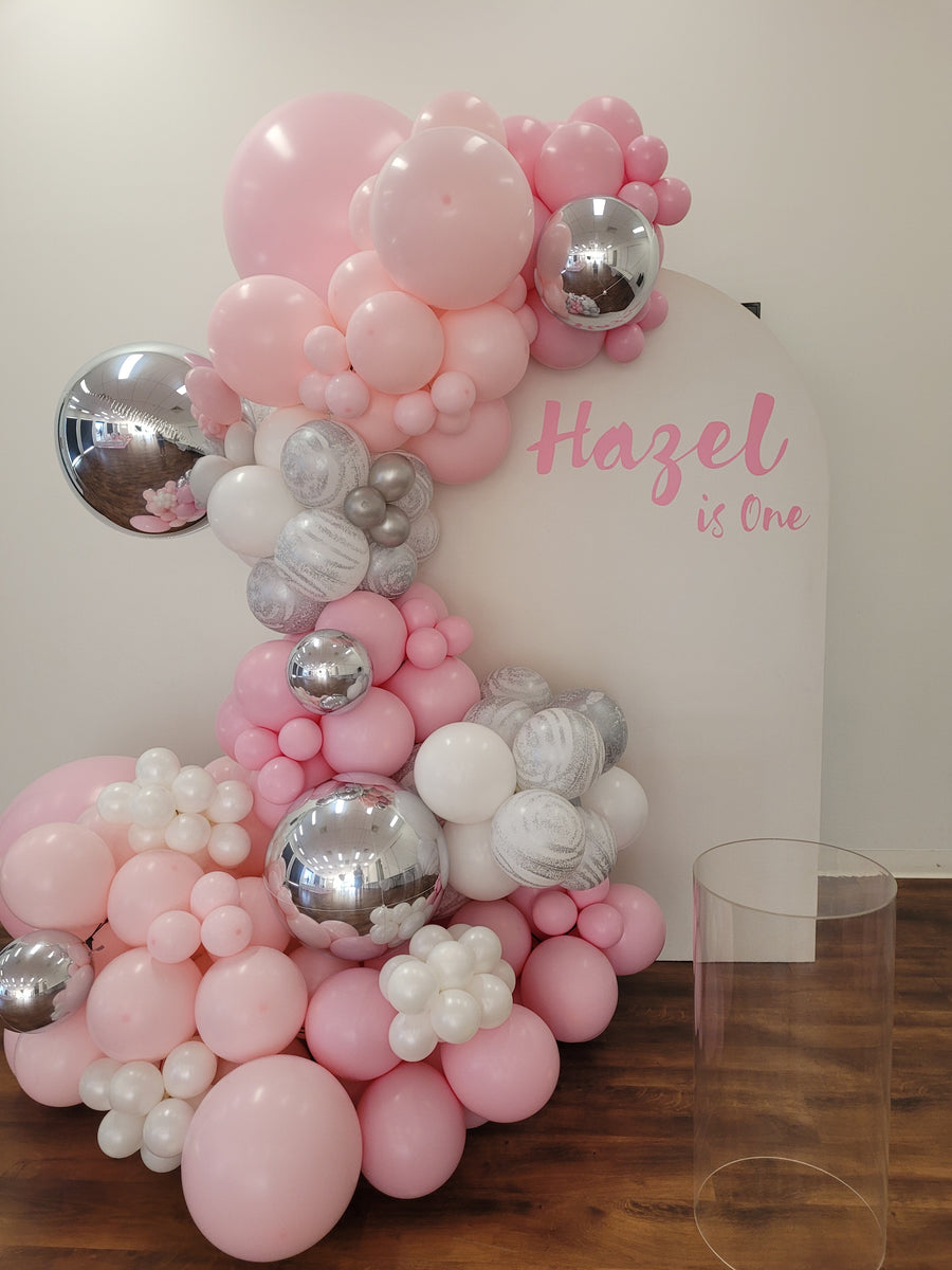 Hazel Balloon Garland