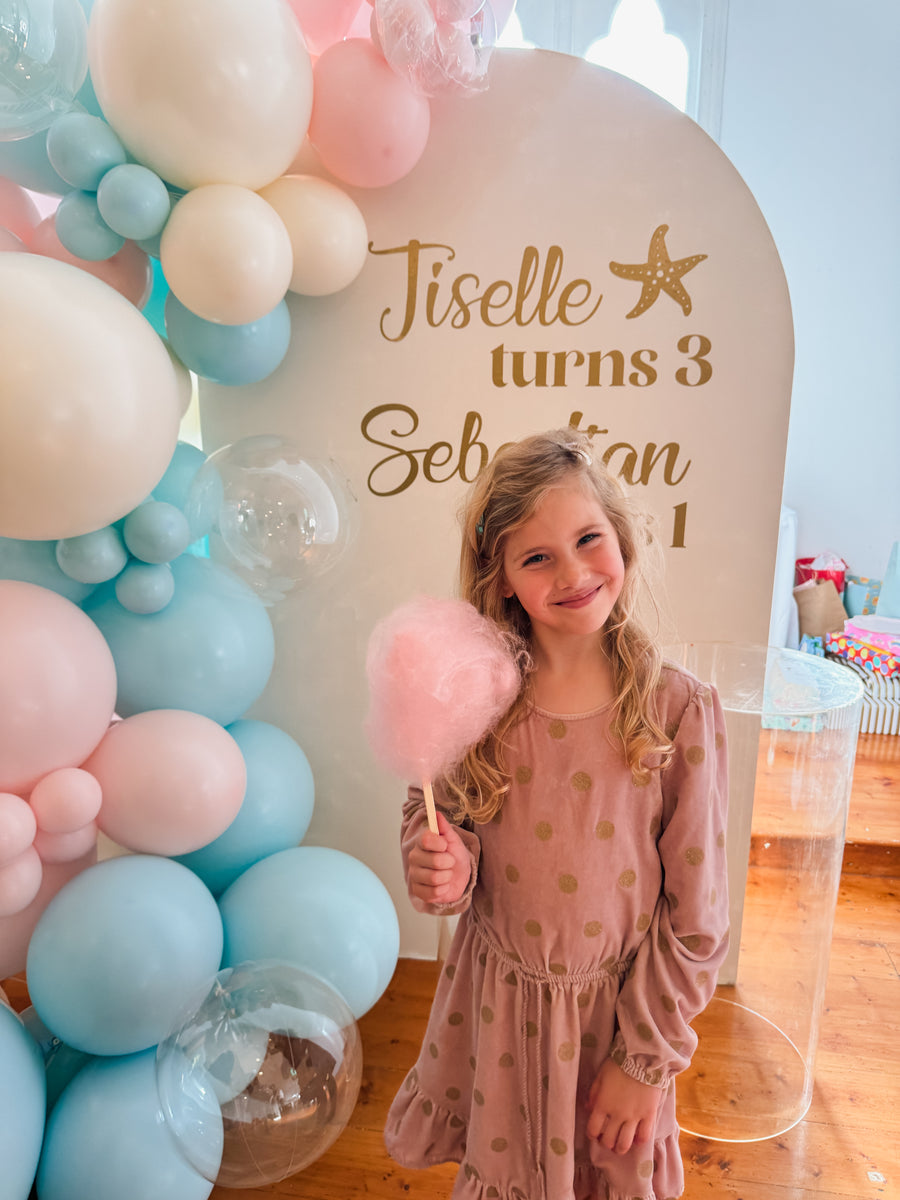 Jiselle Balloon Garland