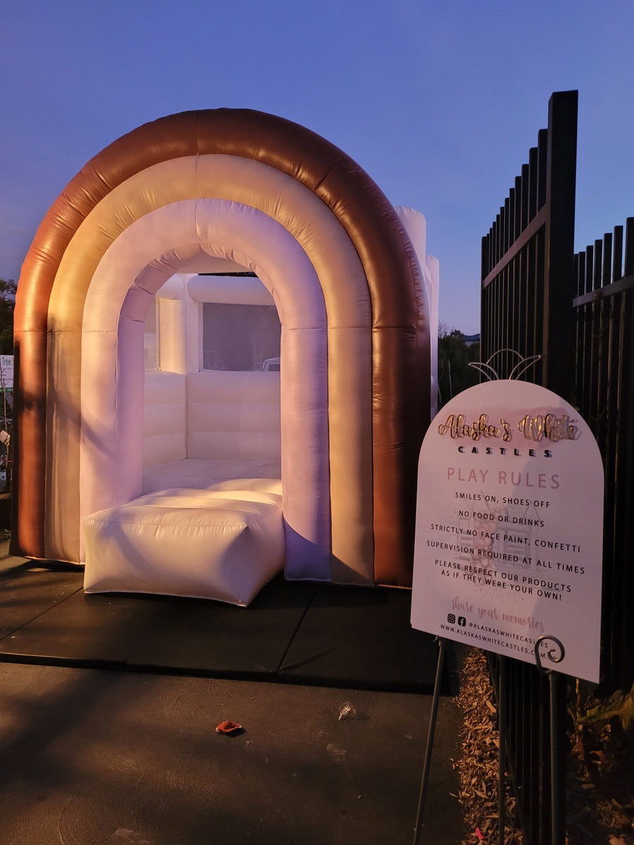 ‘Rainbow’ Bouncy Castle